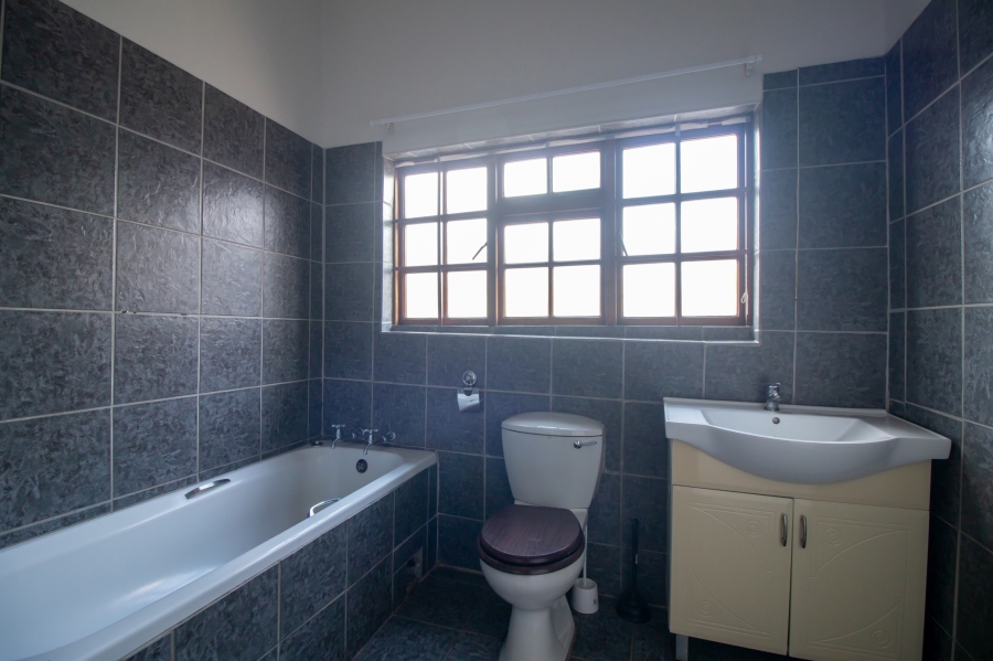 3 Bedroom Property for Sale in Geelhoutpark North West